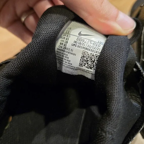 Nike Air Max Bella Black & White Athletic Sneakers Womans Size 11 - Picture 5 of 7